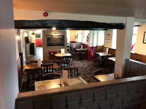 2 restaurants, lunch served - NORFOLK ARMS HOTEL SHEFFIELD (Sheffield)