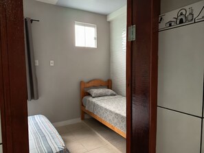 Accès Internet, draps fournis