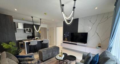 Loxwood House by Cozy