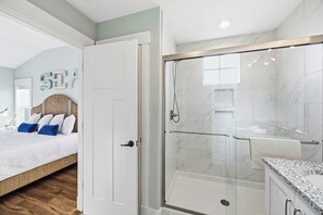 Shower - Summer Moon | 1,615 ft to the beach | Private Pool, Hot Tub, and Dog Friendly (Corolla)