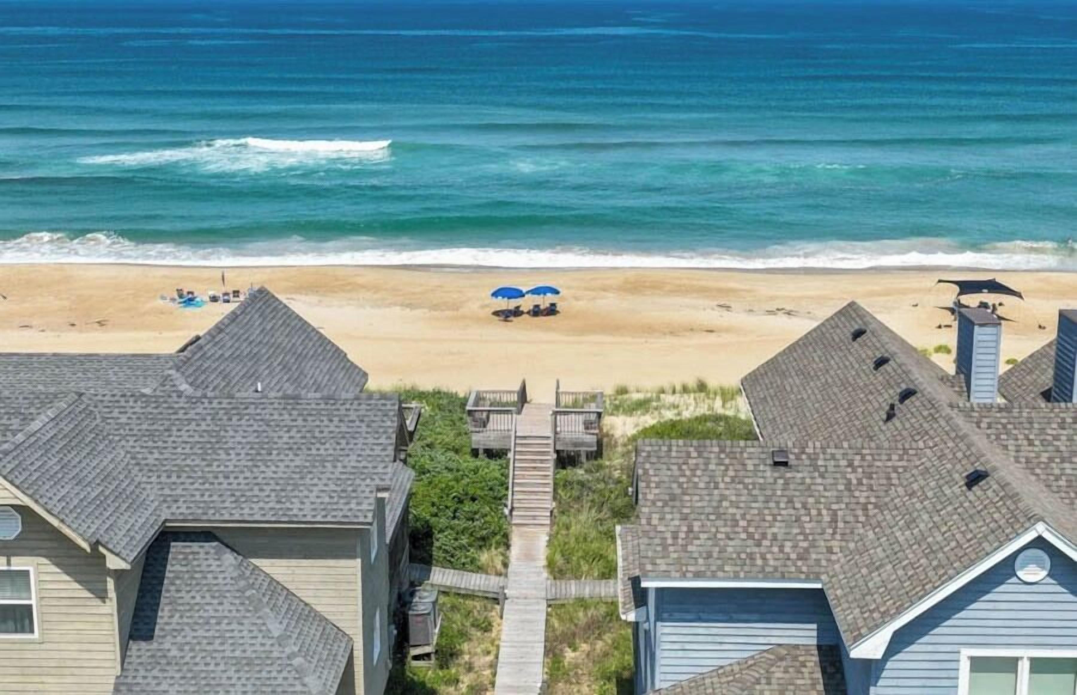 Una spiaggia nelle vicinanze