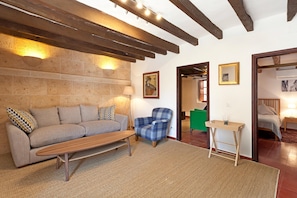 House | 4 bedrooms - Casa Pont Roma by Vida Villas Private Pool Walk to Restaurants and Shops (Pollença)