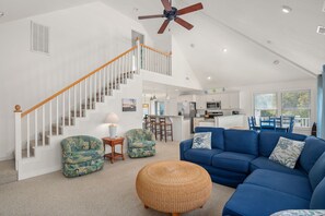 Smart TV - Seas the Day: Dog-Friendly. Soundside, Private Pool, Currituck Club Amenities! (Corolla)