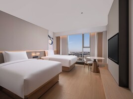 Superior Double or Twin Room, 2 Twin Beds, City View | Down comforters, in-room safe, individually decorated, laptop workspace