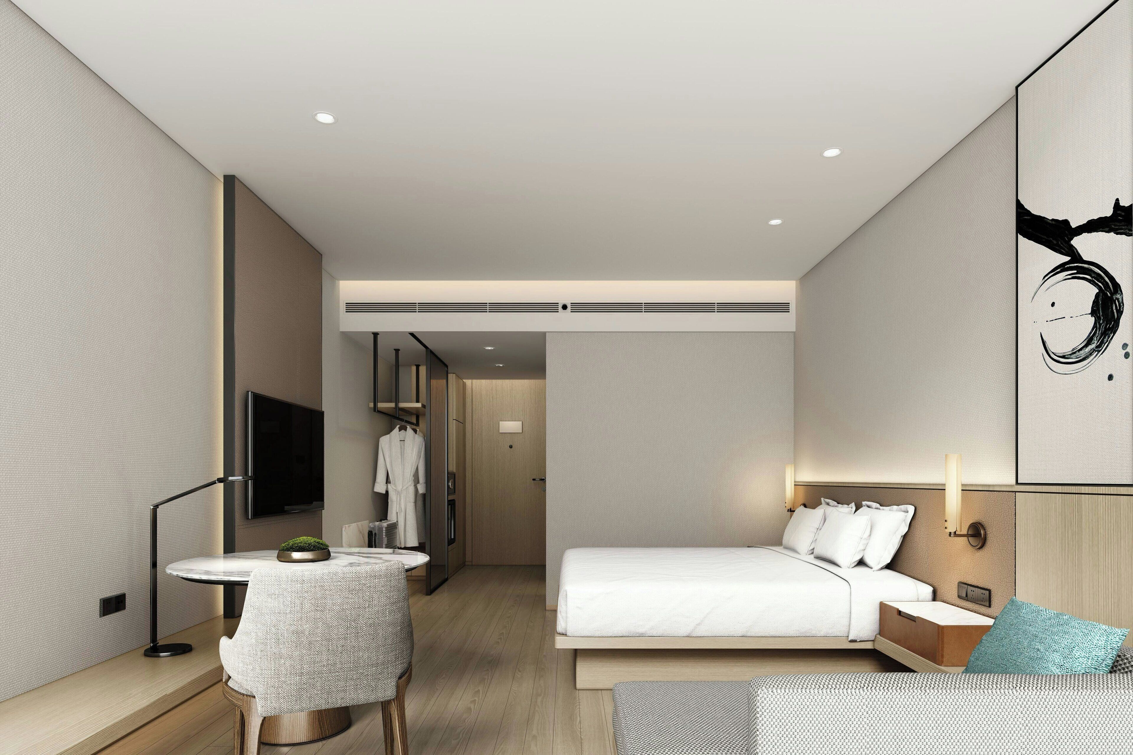 Superior Room, 1 King Bed, City View