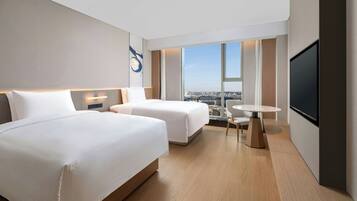 Superior Room, 2 Double Beds, City View