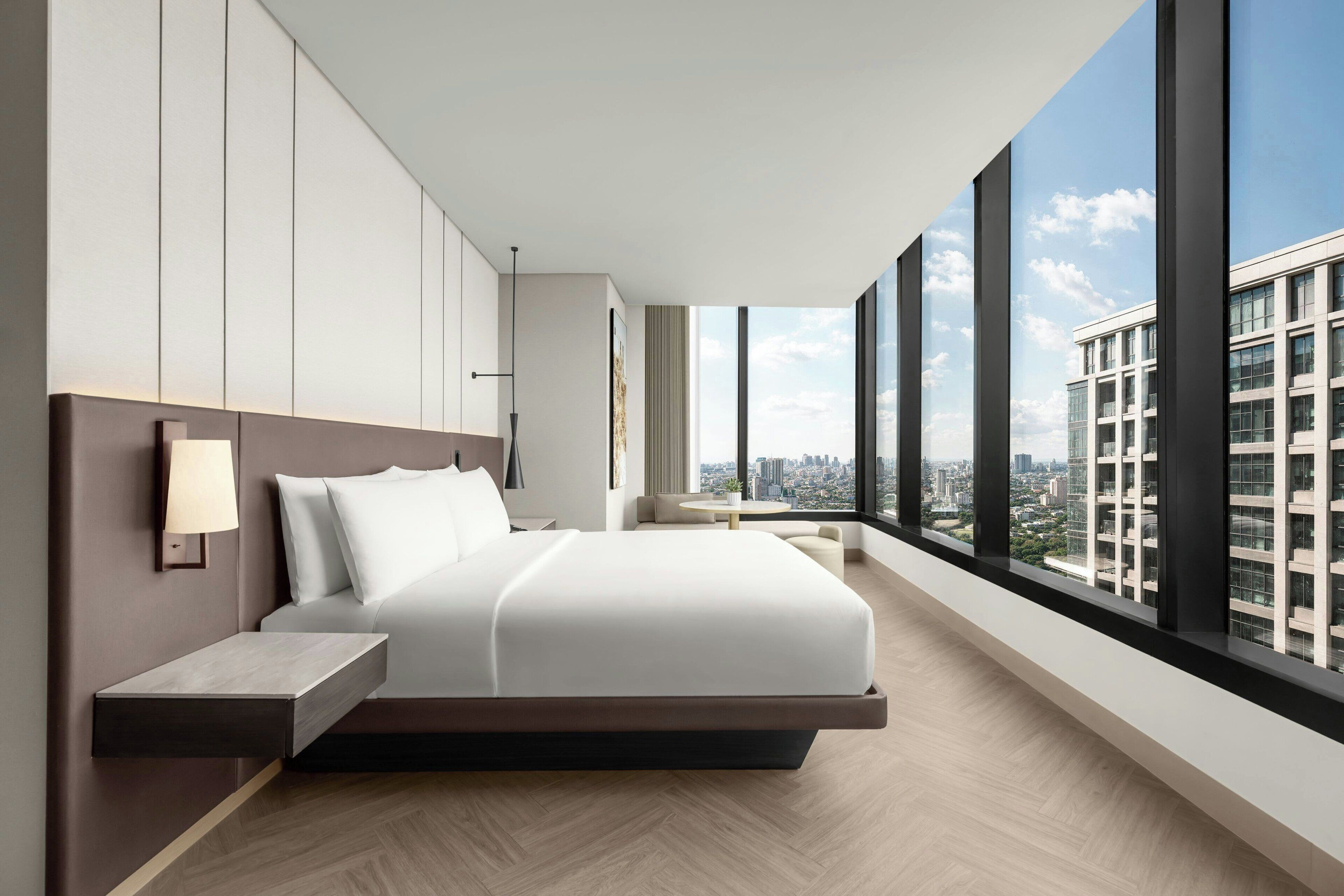 Junior Suite, 1 King Bed, Non Smoking, City View