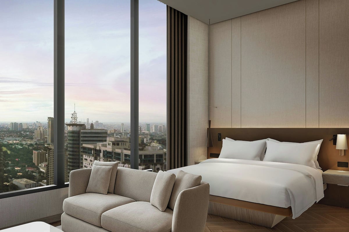 Studio, 1 King Bed, City View