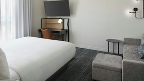 Studio Suite, 1 King Bed with Sofa bed | Desk, laptop workspace, blackout drapes, soundproofing - Towneplace Suites By Marriott Montreal Airport (Dorval)