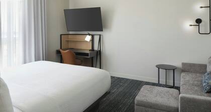 Towneplace Suites By Marriott Montreal Airport