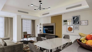 65-inch LED TV with satellite channels - Marriott Executive Apartments Jumeirah Lakes Towers, Dubai (Dubai)