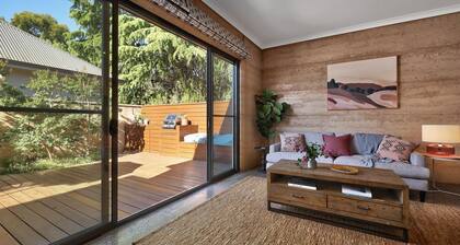 Casa Terra - Eco-Luxury in the Heart of Mansfield