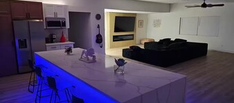 Luxury Desert Mansion on a Budget? Click to find out mo…