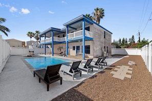 Pool - Paradise on Padre - Private Pool, Game Room (South Padre Island)