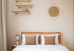 Iron/ironing board, WiFi, bed sheets - Metro Ursynów Homely Apartment (Warszawa)