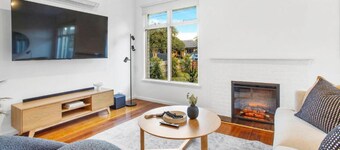 Sunnybank House with EV Charger