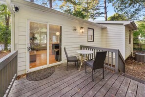 Outdoor dining - Rustic Elegance Surrounded by Nature (Raleigh)