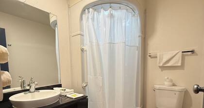 Shasta Vista Inn & Suites