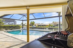 Pool - Charm and Old Florida Vibe , Pool on the water - Villa Parisian Paradise - Roelens (Punta Gorda)