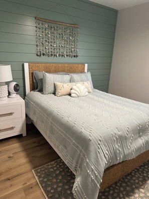 3 bedrooms, WiFi, bed sheets - Beautiful 3-bedroom house close to beach with in North Myrtle Beach (North Myrtle Beach)