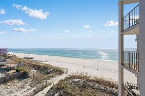 On the beach - Moondrifter 703 - Free Beach Chairs! (Panama City)