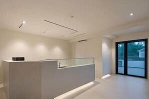 Interior - Yashi Mountain Stream · Children's Swimming Pool Designer Parent Child Vacation Scenic Stay (Hangzhou)