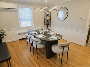 Dining - Luxury 3BR home in prime location in West Hartford (West Hartford)