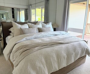 3 quartos, ferros/tábuas de passar roupa, Wi-Fi, roupa de cama