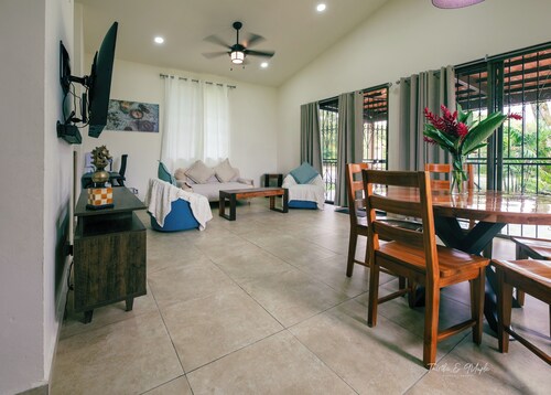Terrific 1-bedroom bungalow  in Alto Boquete, in Mata del Frances, with A/C !