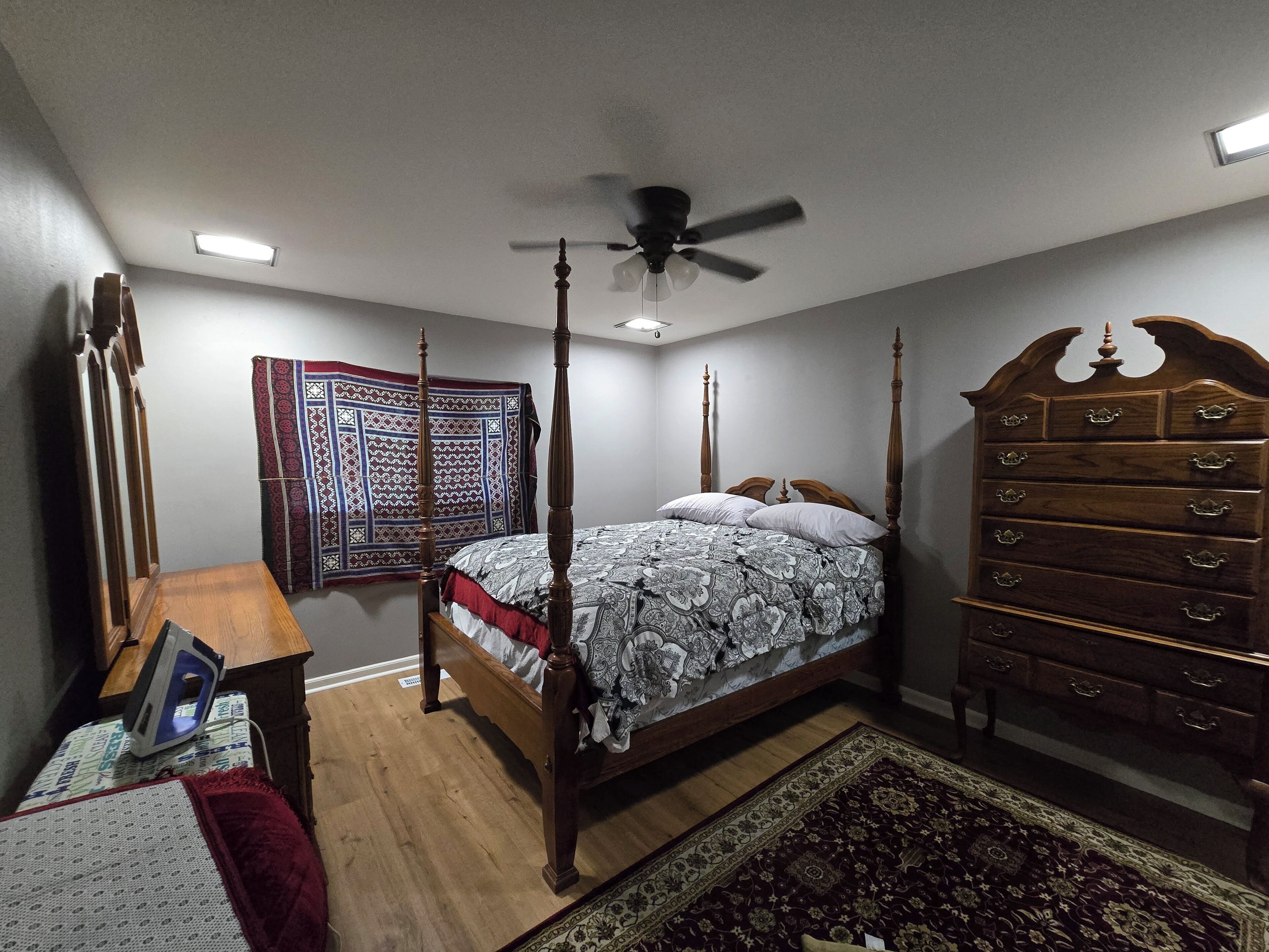 3 dormitorios, tabla de planchar con plancha, wifi y ropa de cama
