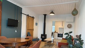 Uklassifisert bilde, 5 av 15, knapp