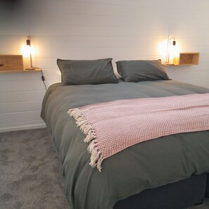 WiFi - Seaside shop turned into coastal retreat in the haert of Opunake (Ōpunake)