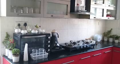 Tranquil Home - 2-bedroom apartment in amazing Chennai with cool AC comfort