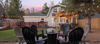 Cozy Big Bear Cabin w/ Hot Tub, Firepit & Fireplace Near the Lake Pineview Haven