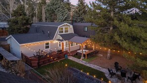 Interior - Cozy Big Bear Cabin w/ Hot Tub, Firepit & Fireplace Near the Lake Pineview Haven (Big Bear City)