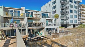 Unclassified image, 5 of 30, button - Beachfront Townhome With Instant Access to Beach Beachside Kisses by Avantstay (Fort Walton Beach)