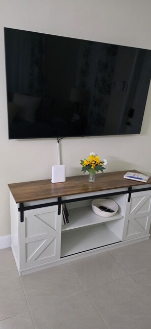 Interior - Welcome to Happy Place (Lucea)