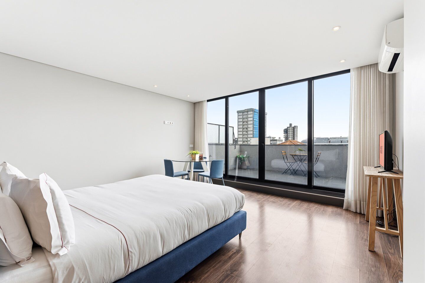 1 chambre, accès Internet, draps fournis