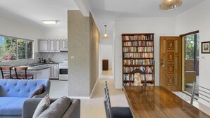 Unclassified image, 3 of 30, button - Relaxing 3-bedroom Retreat With Outdoor Seating (Lilli Pilli)