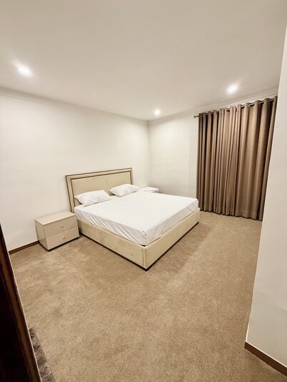 Cozy Secure Family Stay Apartment In Galleria Mall