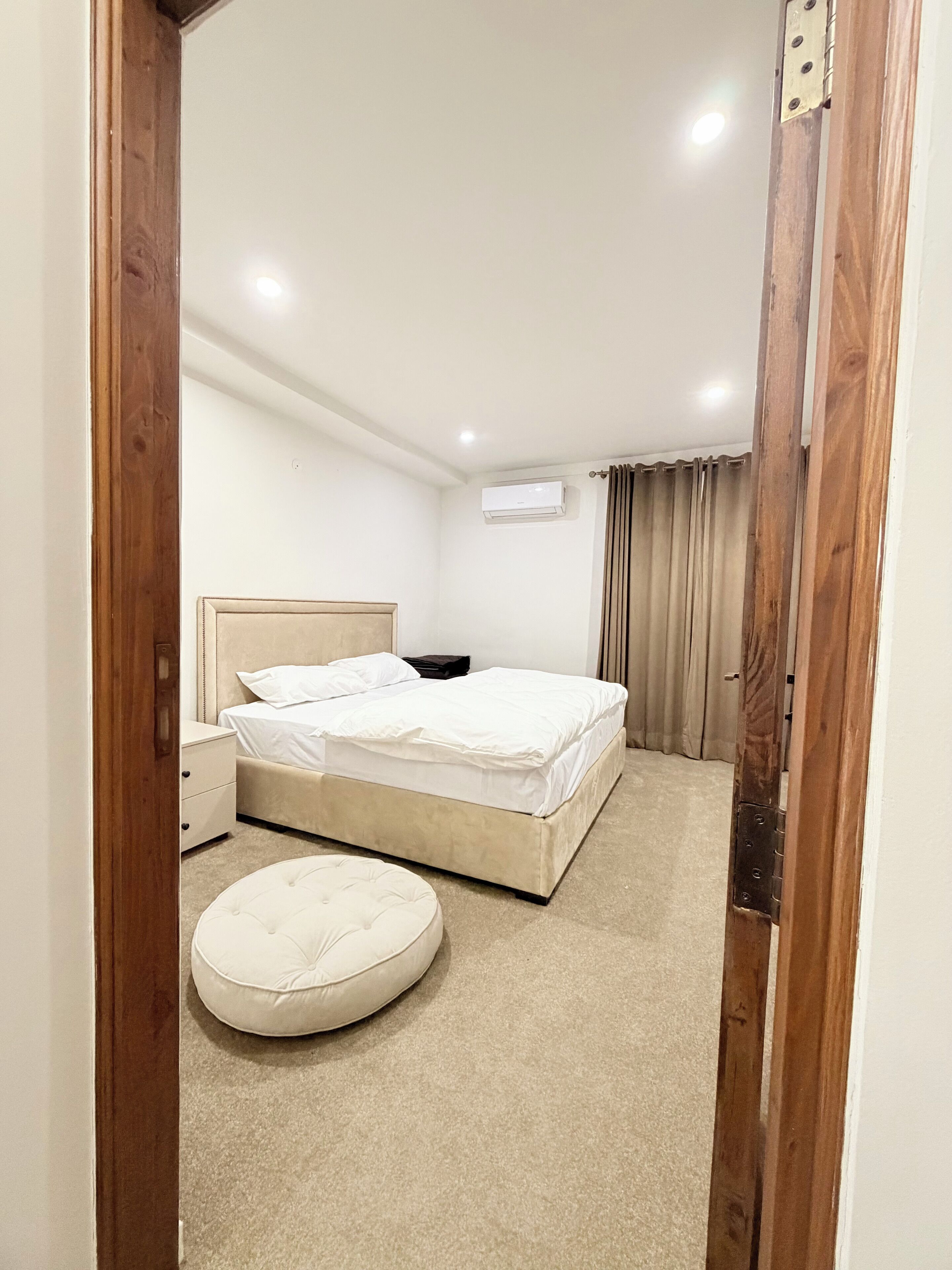 Strykejern/-brett, wi-fi og sengetøy