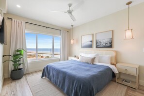 3 bedrooms, iron/ironing board, travel cot, free WiFi - Oceanfront Luxury Condo 3BR 2BA (Carolina Beach)