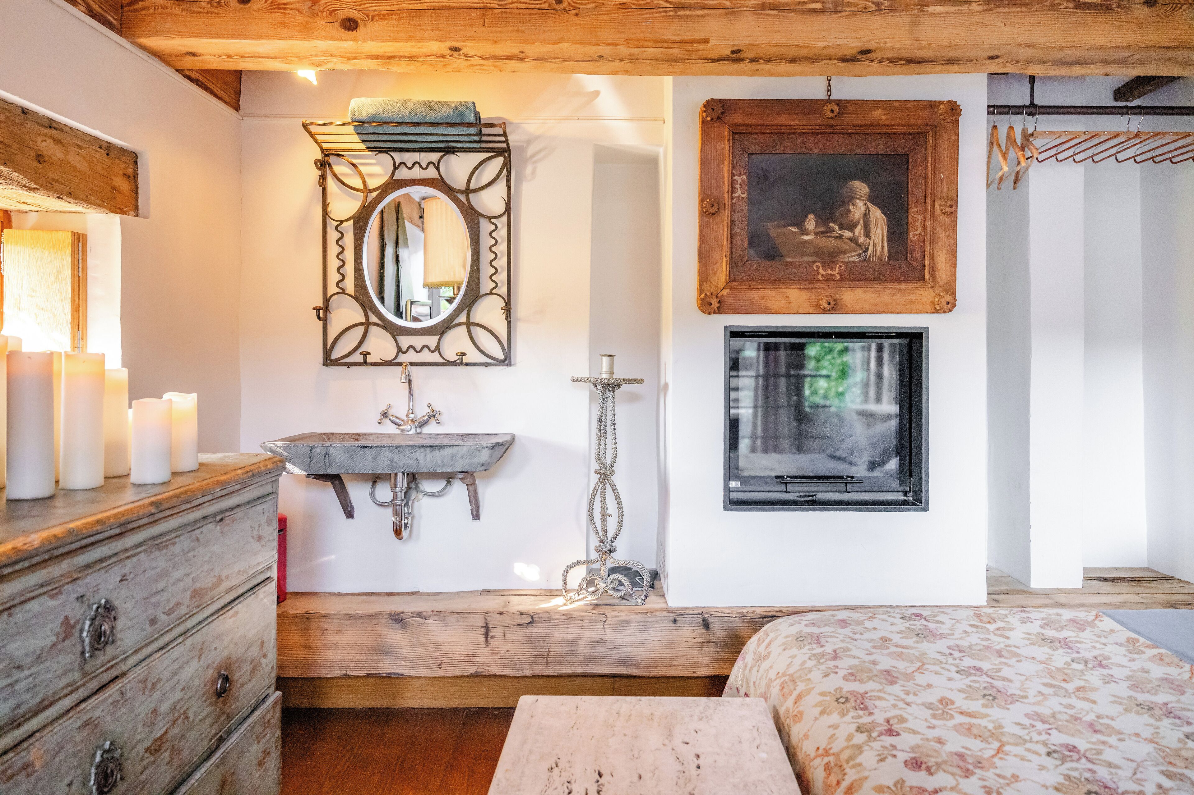 1 chambre, bureau, fer et planche à repasser, Wi-Fi gratuit