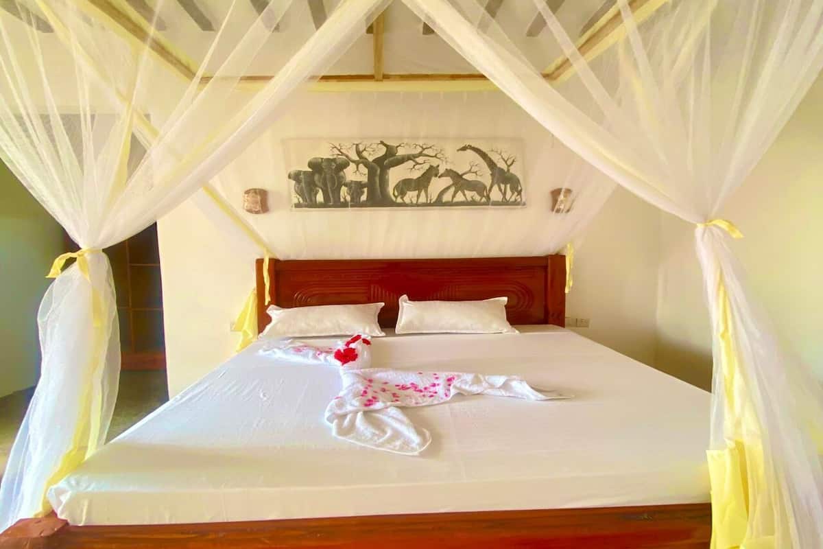 Deluxe Room, Courtyard View | WiFi (free)