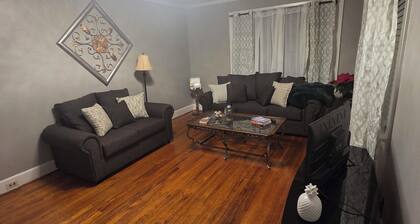 Blue Bird Manor 3-bedroom house located in the heart of Orangeburg