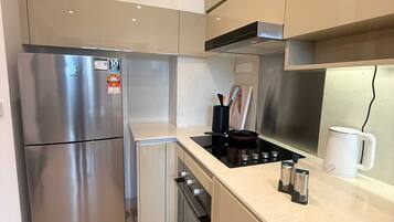 微波炉、烤箱、炉灶、洗碗机