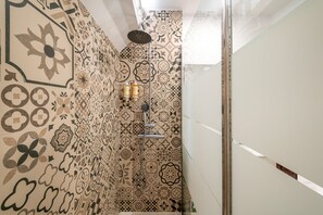 Shower, hair dryer, towels - GuestReady - Insígnia Troia apartment (Praia de Troia)