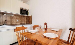 Dining - Residence Les Saules (Carnac)