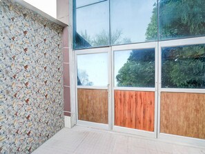 House | Reception