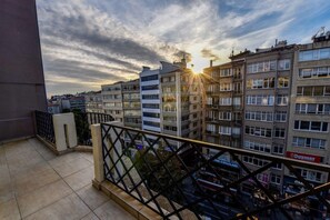 Room - Royal Garden Suite Hotel (Istanbul)